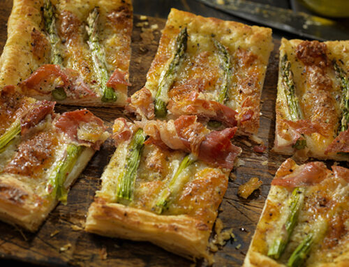 Savoury pie with asparagus and Prosciutto Crudo