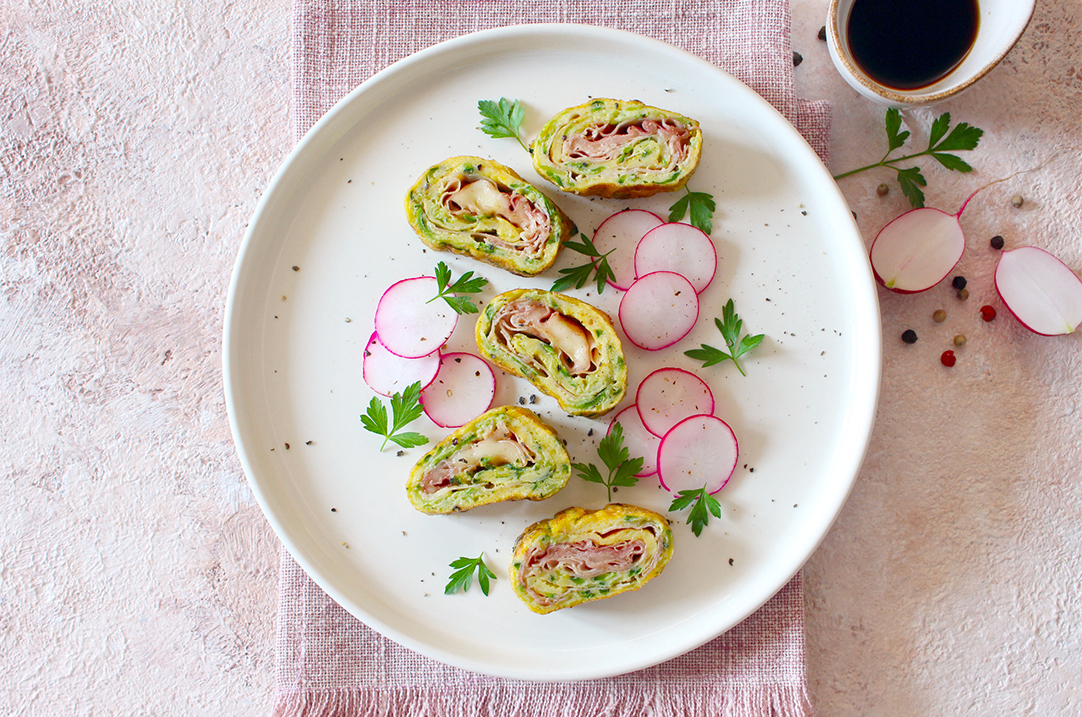 omelette-roll-prosciutto-crudo